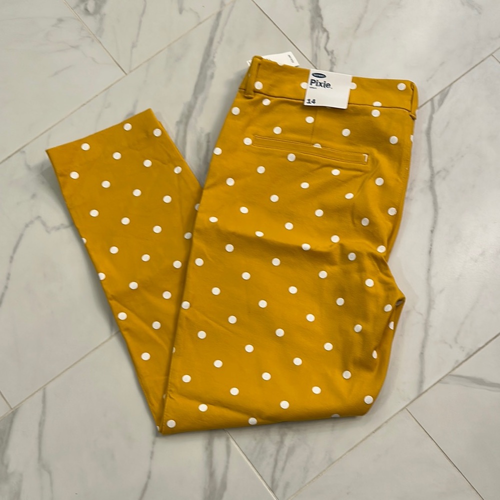 Women’s Size 14 Old Navy Pixie Dress Pants